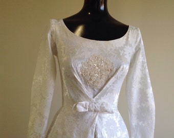 Vintage Wedding dress, 1950s Wedding Dress, long sleeve wedding dress
