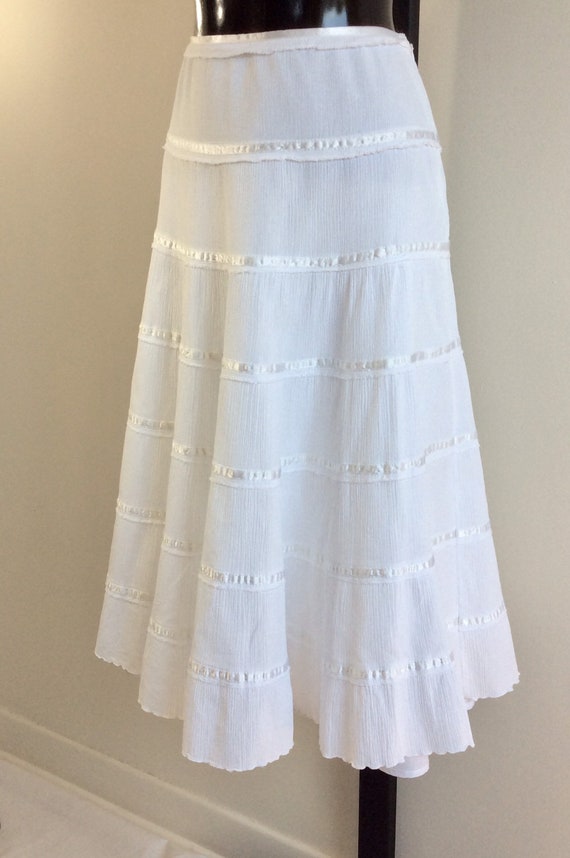 White Spanish Style Liz Claiborne Skirt - image 1