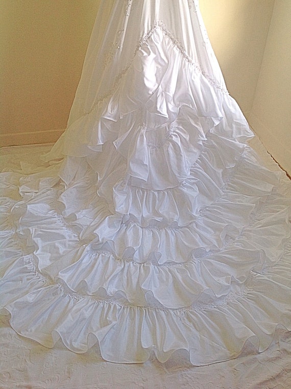 Vintage Alfred Angelo Wedding Dress - Gem
