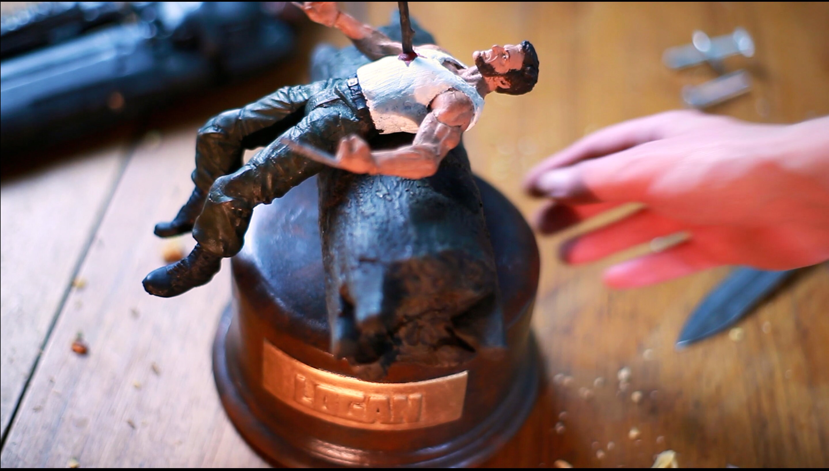 Logan music store box toy
