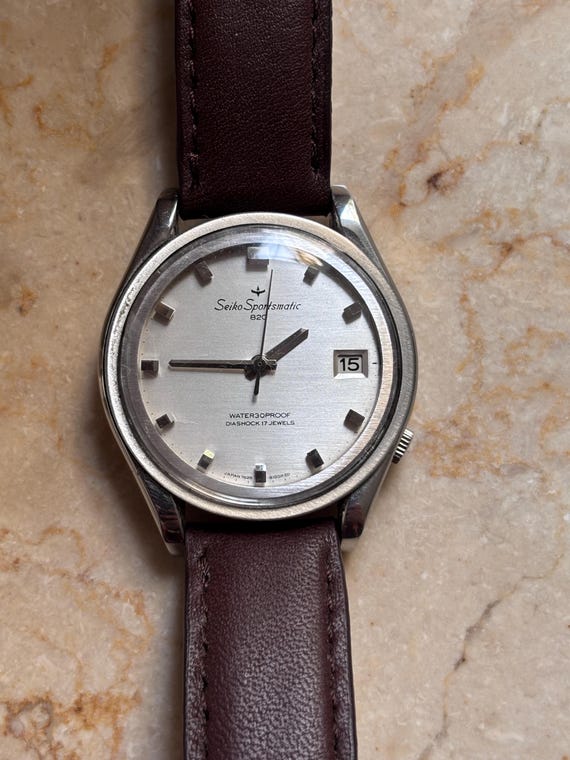 Minimalist Seiko Sportsmatic 820 Automatic