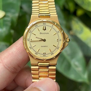 Preloved Vintage Bulova 9063-5020 5N0211 Gold Color - Etsy display picture 2