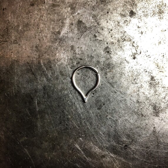 Sharp store septum ring
