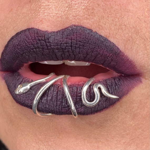 Fake Lip Ring, Lip Cuff, Faux, Snake Bites, Body Jewelry, No Piercing,  Silver Lip Piercing, Lip Hoop, Minimal, Bar, Nose Ring, Septum - Etsy  Denmark