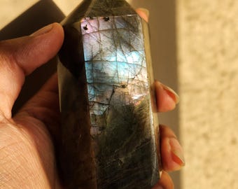 Intense Flash Labradorite Tower: Polished Healing Crystal (10.5cm)