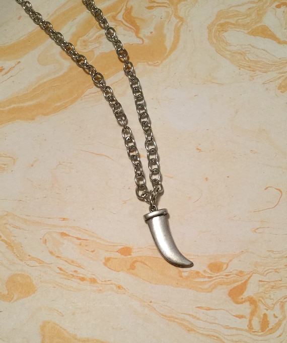 Shark tooth deals alex and ani