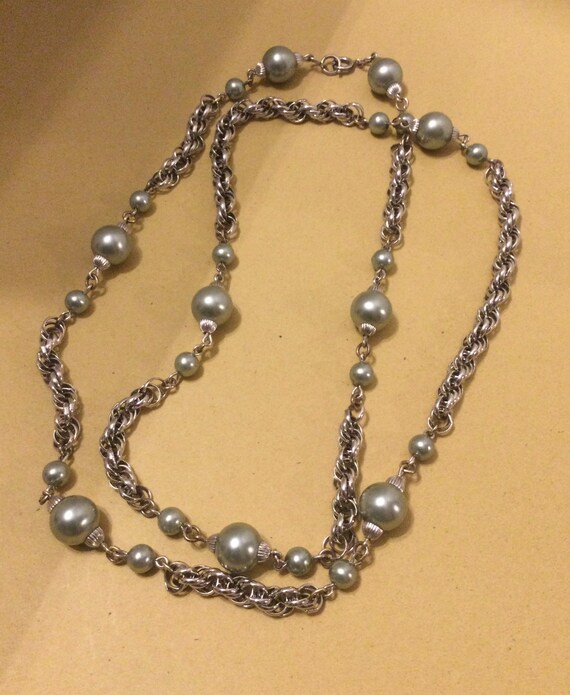 Gray Pearls Necklace - image 2