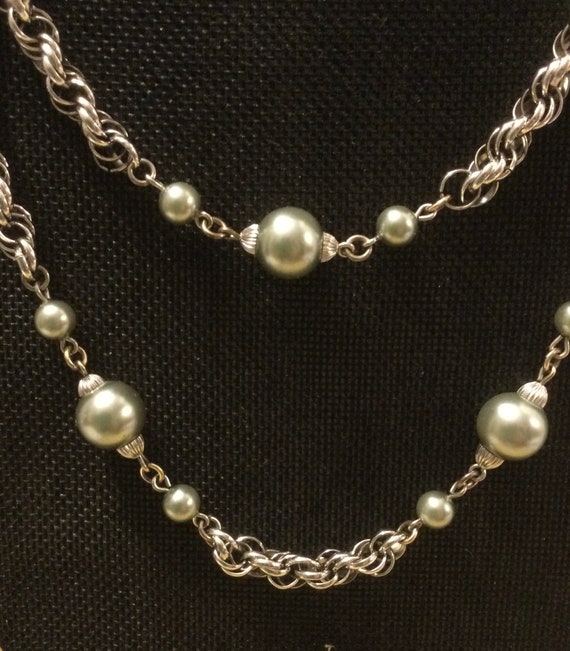Gray Pearls Necklace - image 3