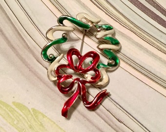 Holiday Wreath Pin