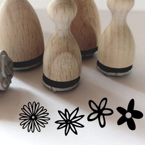 Mini Stempel 4er Set Blüten, Blumen, Florales für Grusskarten, Geschenkanhänger... Bild 1