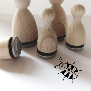 Mini Stempel Käfer, Insekt, 18 mm für Karten, Bullet Journal, Scrap Booking, Geschenkanhänger...