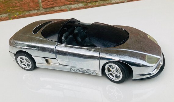 感謝の声続々！ Italdseign Bmw-nazca Etsy - 1:18 Scale M12 乗用車
