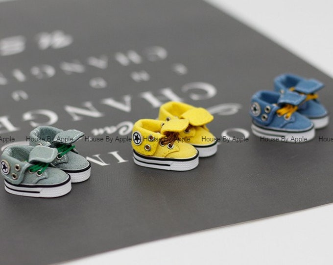 Skate Shoes with Stars Logo for Blythe/DAL/Pullip/AzoneS/momoko/Jerryberry/licca/OB24/OB22/Molly/GSC/OB 11/Middie Blythe