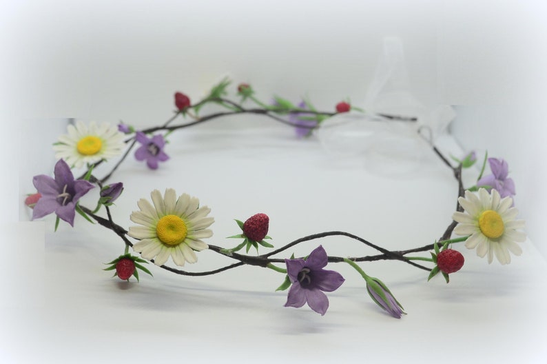 Daisy Flower Halo Wildflowers wreath head White daisies blue bells hair band Campanula chamomile headband flowers strawberry hair band girl