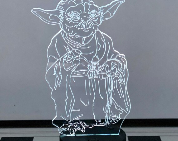 Star Wars Yoda Clock 3D Chess Lamp