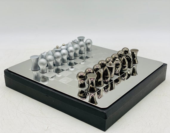 Chess Design Tonino Lamborghini