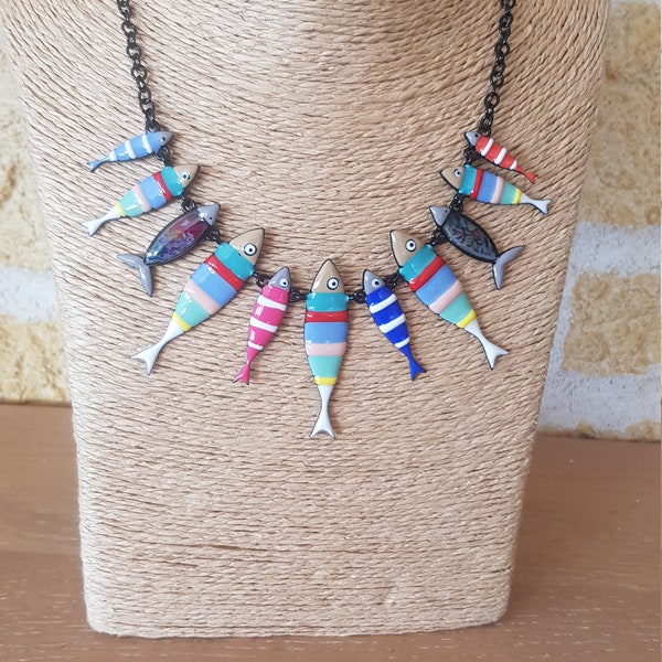 collier sardines enfilade de poissons LOL Bijoux