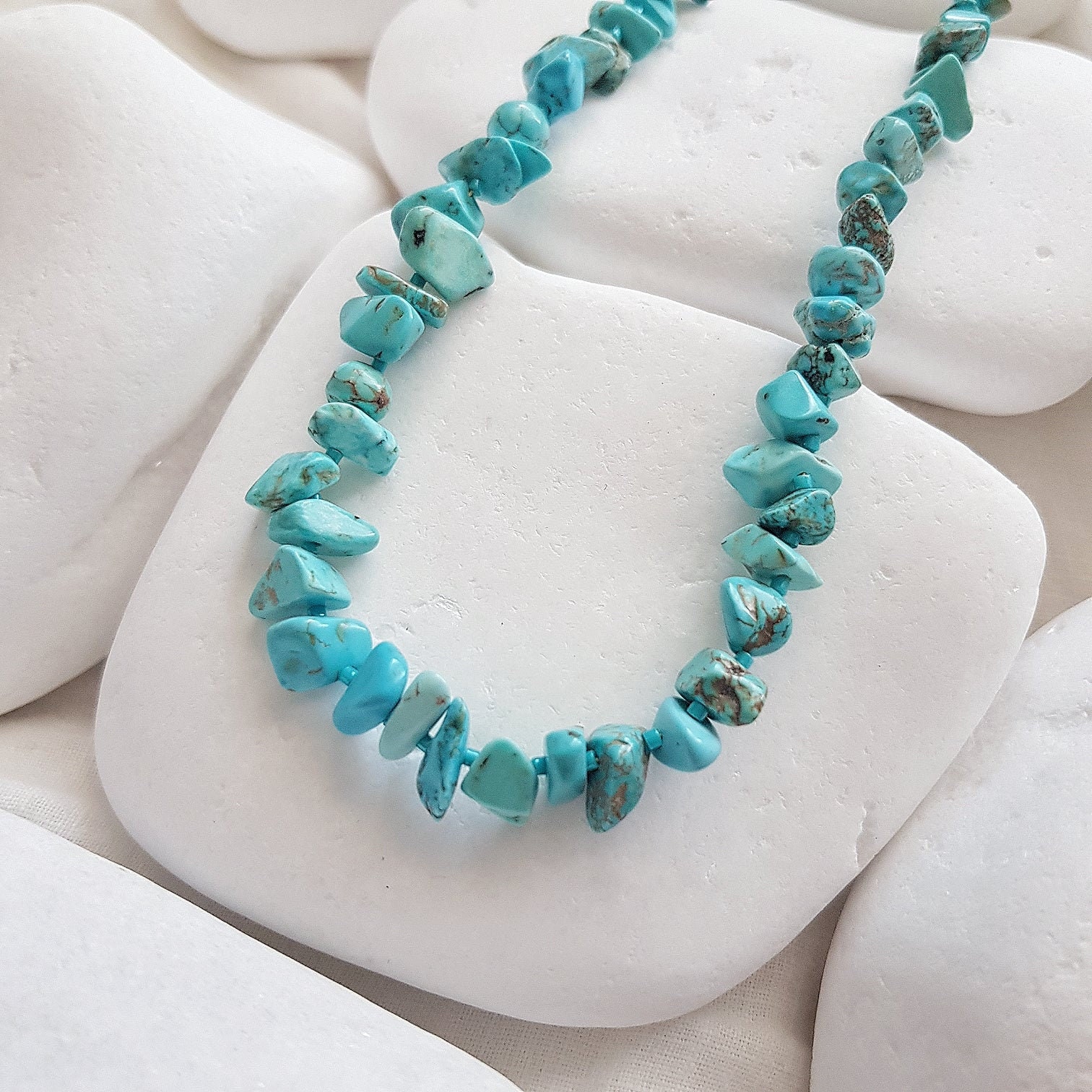 100 Perles Chips En Turquoise Naturelle - Diamètre 6-9 Mm - Multicolore - Neuf