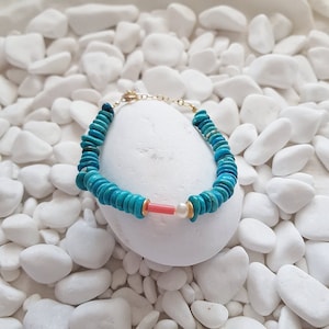 Armband turkoois, turkoois armband, turkoois stenen armband, koraal armband, parelarmband, armband met meerdere stenen