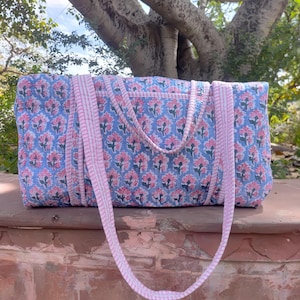 Blaue Farbe Dekorative Baumwolle Gesteppte Reisetasche Schöne Block Print Weekender Taschen Handgemachte Blumendruck Schulter Reisetasche
