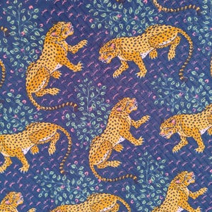 Beautiful Pure Cotton Quilted Fabric Indian Tiger Print Quilted Garment Materials Handmade Machine Quilted Running Fabric By The Yard