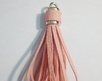 Breloque rose pâle bijou de sac pompon gland simili cuir