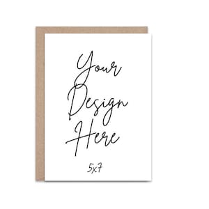 Minimale 5x7 und 7x5 Grußkarte Mockup mit Hoch- und Querformat Kraft Umschlag, PSD Datei und JPEG Digital Mock-up Download