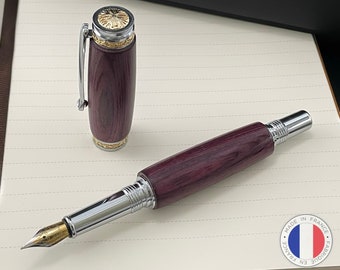 Stylo Plume Luxe Bois Amarante avec éléments plaqué Or 24k et Cristal. Personnalisable, livré avec boîte cadeau luxe