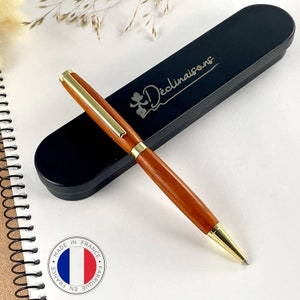 Personalisierter afrikanischer roter Padauk-Holzstift, handgefertigt in Frankreich, personalisierter Stift mit Gravur | Weihnachten, Lehrer, Mütter