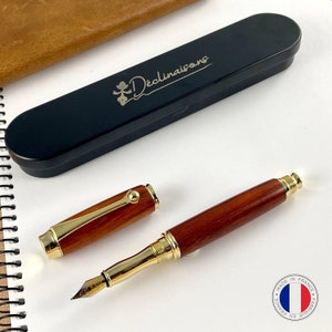 Penna stilografica premium in legno Padauk rosso africano, fatta a mano in Francia, penna personalizzata con incisione | Natale, insegnante, festa della mamma