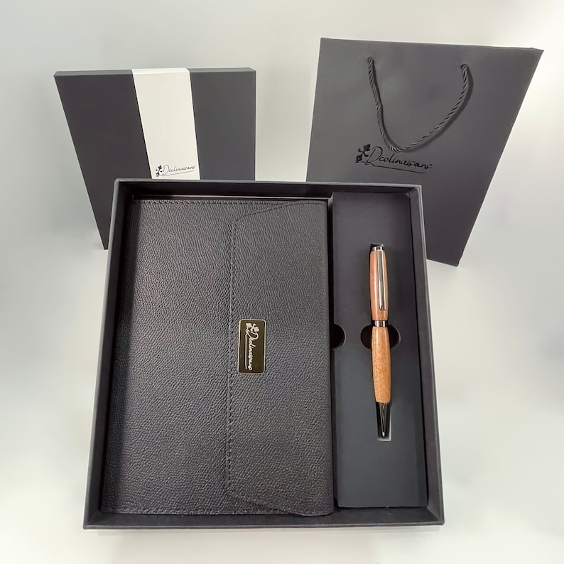 Coffret cadeau Carnet A5 et Stylo Personnalisable Bois dAcajou dAfrique, Fabriqué Main en France Mariage, Noces, Sculpteur, Ebeniste Gris anthracite