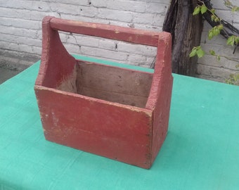 Caja de herramientas de madera roja primitiva, decoración de granja vintage