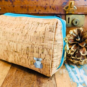 Eco-Friendly Makeup Bag / Organic Cork Travel Wash Bag, Vegan and Cruelty Free, Sustainable, Toiletry Makeup Brush Travel Bags image 5