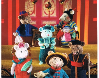 Alan Dart Knitting Pattern Aladdin Pantomime Mice Toys Dolls in Double Knitting: Pages Removed from Simply Knitting Magazine.