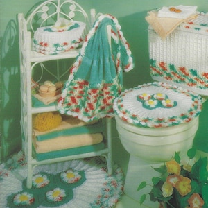 Vintage Annie&#39;s Attic Crochet Pattern Booklet 87P99, Pretty Posies Bath Set: Hand Towel Rugs Seat Toilet Roll Tissue Box Tank Covers .....