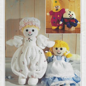 Original Vintage Peter Pan Knitting Pattern Leaflet P737 - Alice in Wonderland, Humpty Clown and Baby Dolls Toys in Double Knitting.