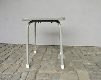 Vintage stool 50/60s - terrace stool - Bauhaus style - side table - mid century - small table - flower table - GDR furniture