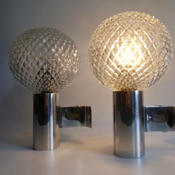 GLAS Kugellampe Wandlampe aus den 70er Jahren - Vintage Wandlampen - Glaslampe - VEB wohnraumleuchte Halle - Wall Lamp DDR east Germany