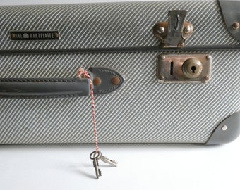 Vintage suitcase from the 60s - Vintage vulcanized fiber - travel bag, suitcase decor storage vintage suitcase antique shabby