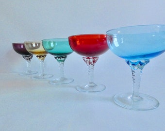 Vintage champagne glasses from the 70s - champagne bowls made of fine, colorful crystal glass - 5 pieces dessert - Grass Hopper - ice cream bowls GDR