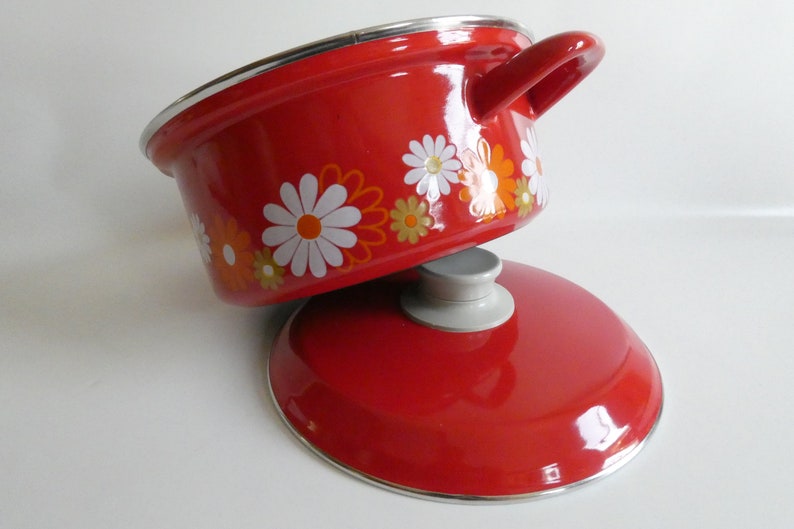 Enamel pot from the 70s Vintage pot with lid Red enamelled pot 1970 cooking pot image 7