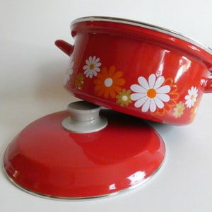 Enamel pot from the 70s Vintage pot with lid Red enamelled pot 1970 cooking pot image 8