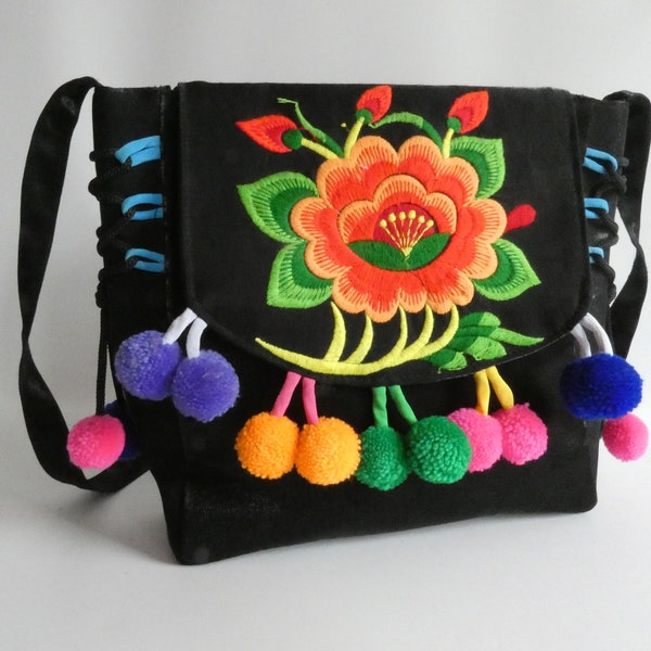 Traditionelle bestickte Tasche mit Bommeln von Hand bestickt - Floral Bag - indigene Kunst Tasche - Bunte mexikanische Tasche