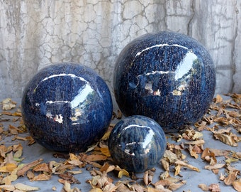 Boules de jardin boules de roses en céramique, set de 3, émaillée bleu rouille, résistante au gel