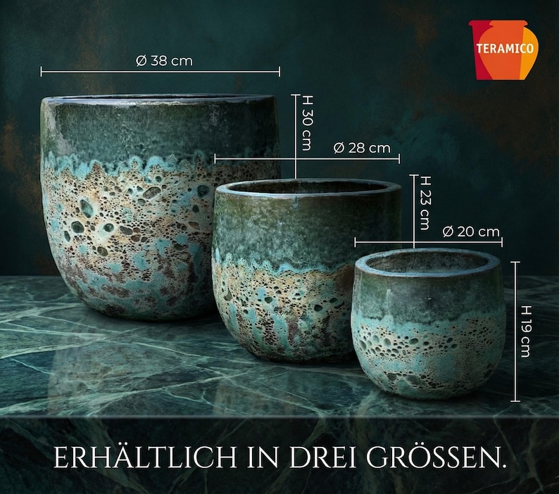 May include: Three ceramic planters in varying sizes, each with a unique teal and brown speckled glaze. The largest planter is 38 cm in diameter and 30 cm high. The text "ERH&Auml;LTLICH IN DREI GR&Ouml;SSEN" is at the bottom.