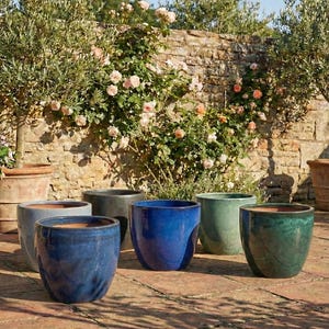 Maceta de cerámica resistente a las heladas – Maceta grande redonda para exterior con orificio de drenaje – Maceta de jardín resistente a la intemperie, huevera, varios colores