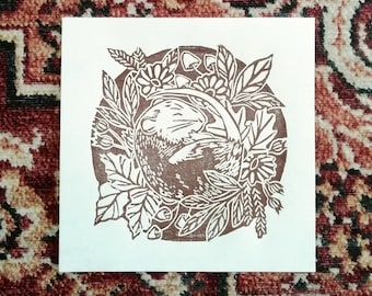 Linoprint «barnmouse» || Handprinted limited edition sleeping mouse with plants linocut