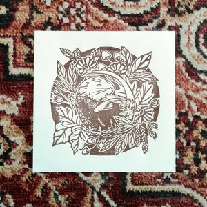 Linoprint «barnmouse» || Handprinted limited edition sleeping mouse with plants linocut