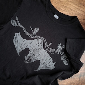 PREORDER! Bat T-shirt |  grey bat print 100% cotton unisex t-shirt