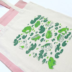 Froggy galore tote | 100% cotton screenprinted frog cream or pink totebag